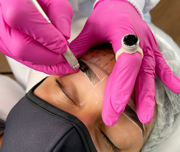 MICROBLADING image